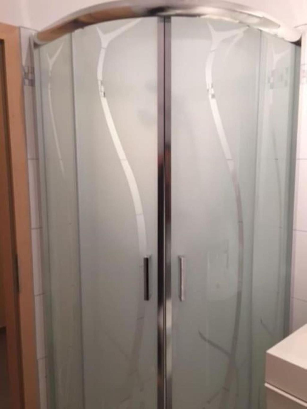 Wohnung 1 Mit 2 Schlafzimmern Und Terrasse Гросгмайн Екстериор снимка